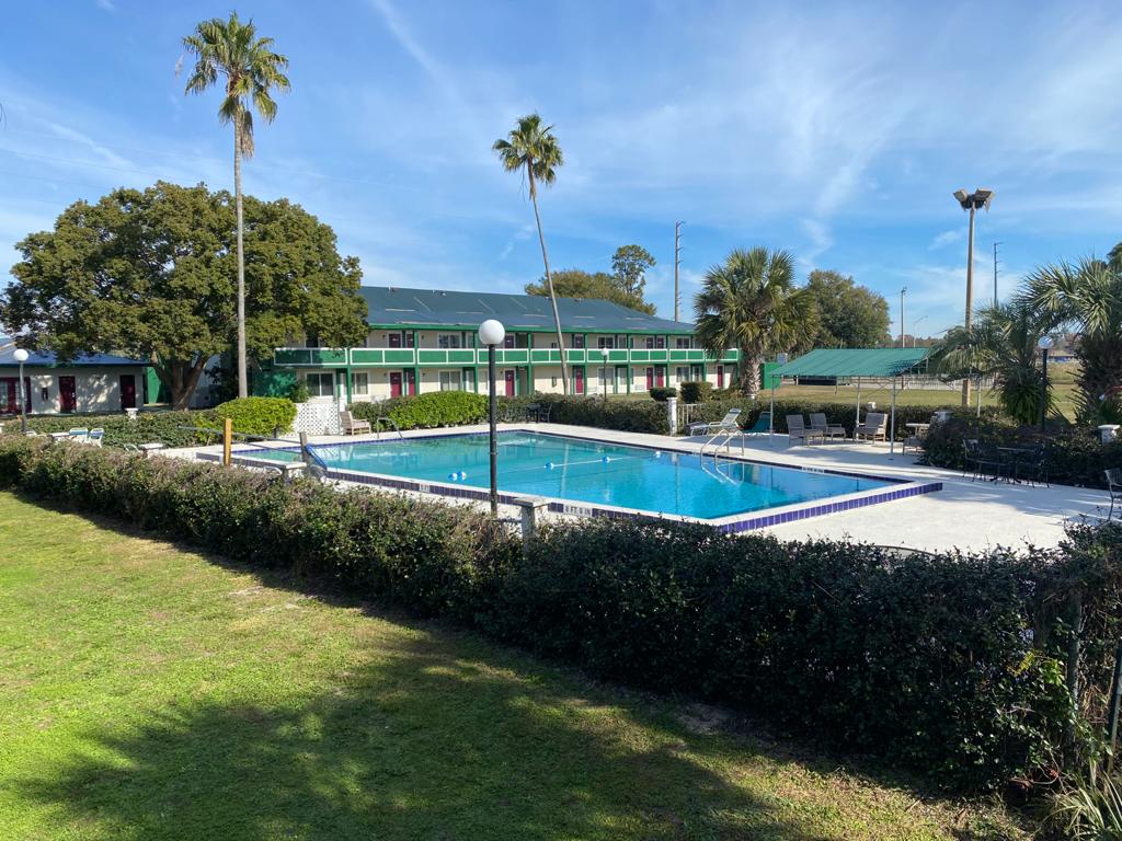 Hotel Pool