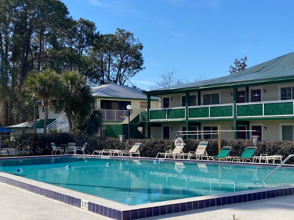 Hotel Pool