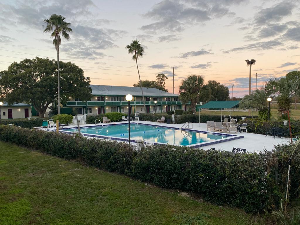 Hotel Pool