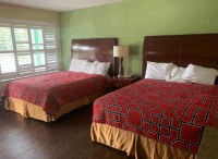 2 Full Beds